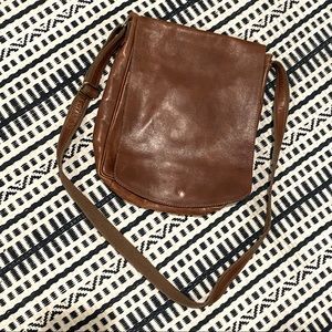 Leather messenger bag
